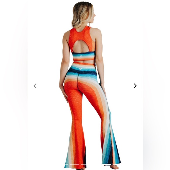 Yoga Democracy Original Bell Bottom - Retro Rainbow Size Large - Picture 6 of 7
